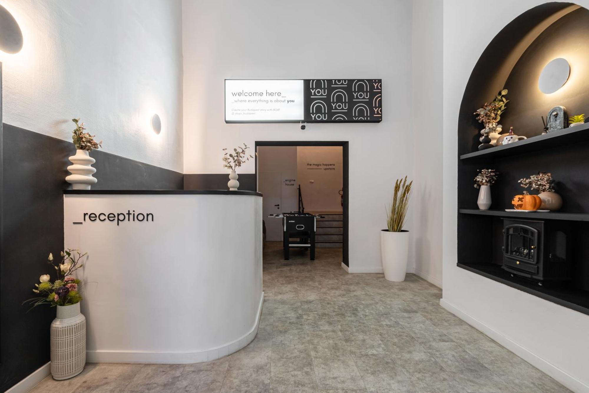 You Boutique Suites, Best Location By Bqa Budapest Exterior photo